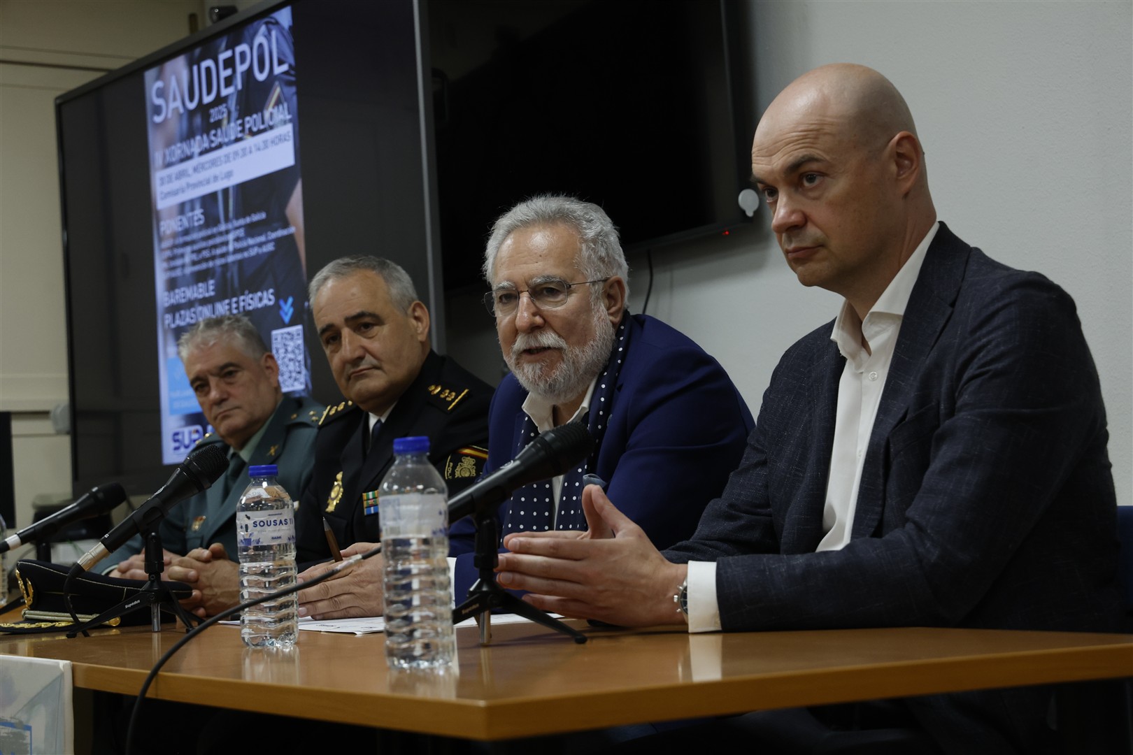 Foto da noticia:  O presidente do Parlamento avoga pola prevención para abordar a saúde mental 